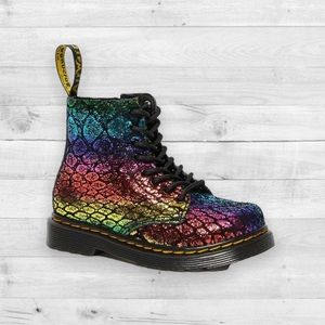Dr Martens 46 Pascal Rainbow Crocodile 
